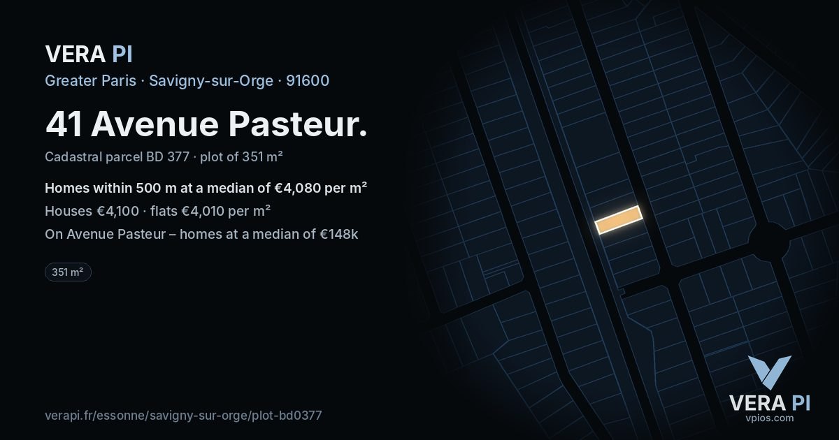 41 Avenue Pasteur, Savigny-sur-Orge at night – the plot lit, the parcels around coloured by the prices near them