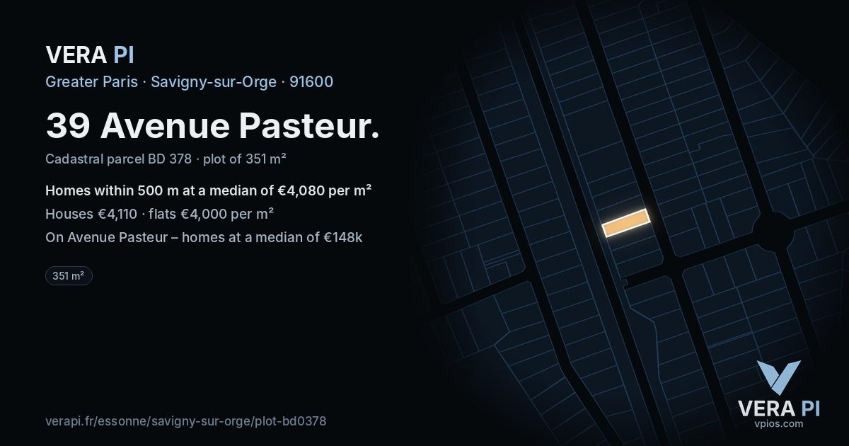 39 Avenue Pasteur, Savigny-sur-Orge at night – the plot lit, the parcels around coloured by the prices near them