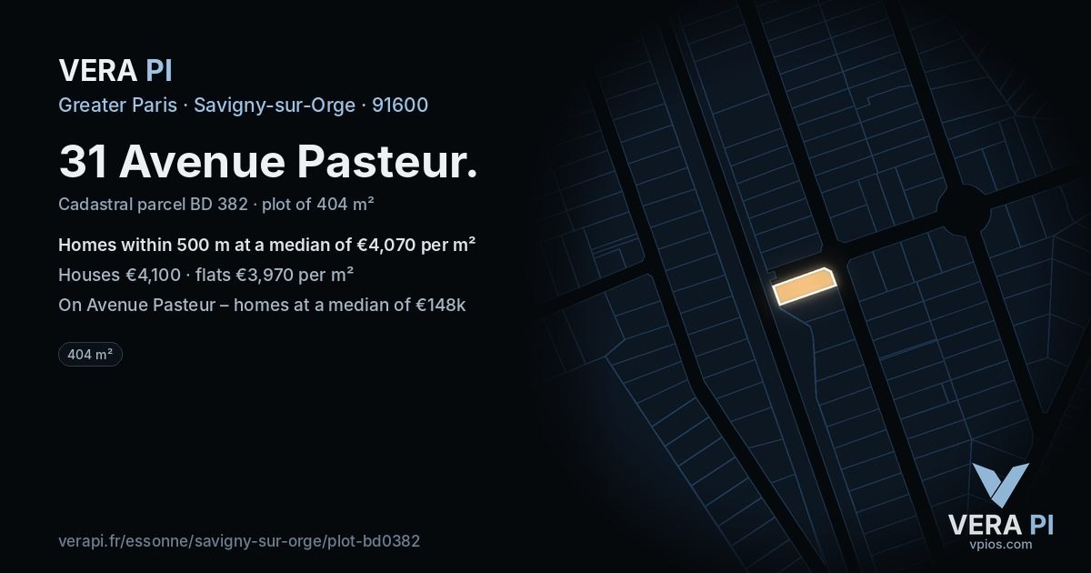 31 Avenue Pasteur, Savigny-sur-Orge at night – the plot lit, the parcels around coloured by the prices near them