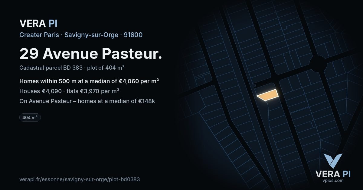 29 Avenue Pasteur, Savigny-sur-Orge at night – the plot lit, the parcels around coloured by the prices near them