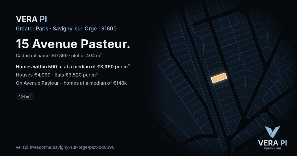 15 Avenue Pasteur, Savigny-sur-Orge at night – the plot lit, the parcels around coloured by the prices near them