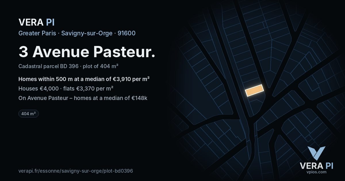 3 Avenue Pasteur, Savigny-sur-Orge at night – the plot lit, the parcels around coloured by the prices near them