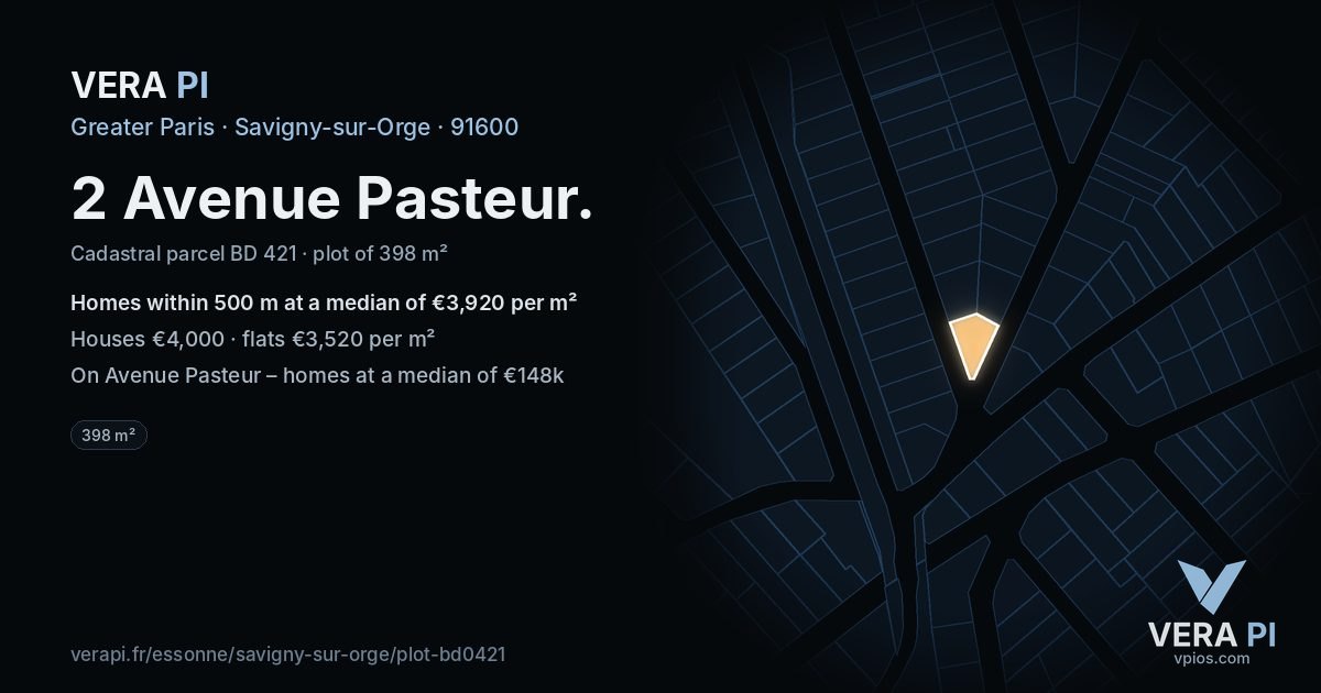 2 Avenue Pasteur, Savigny-sur-Orge at night – the plot lit, the parcels around coloured by the prices near them