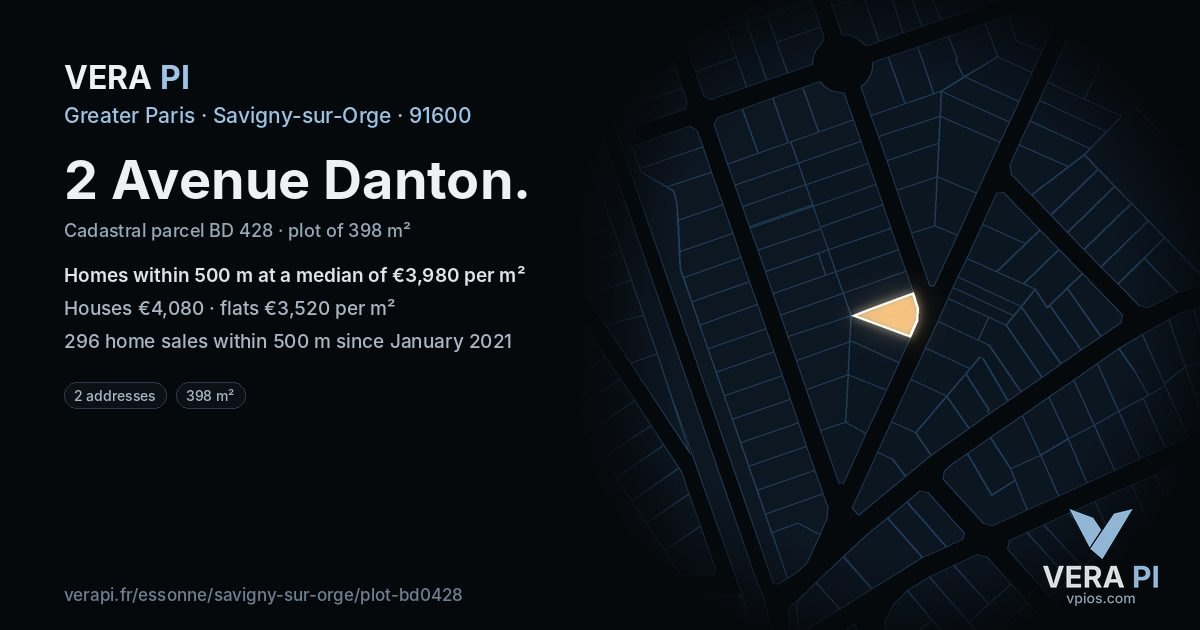 2 Avenue Danton, Savigny-sur-Orge at night – the plot lit, the parcels around coloured by the prices near them