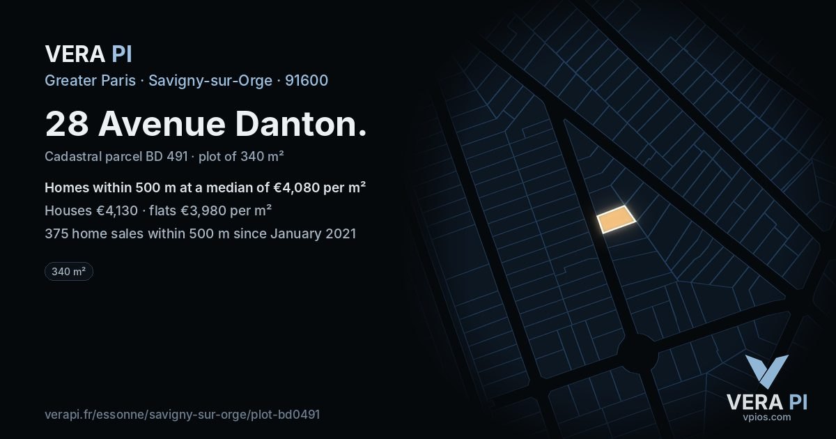 28 Avenue Danton, Savigny-sur-Orge at night – the plot lit, the parcels around coloured by the prices near them
