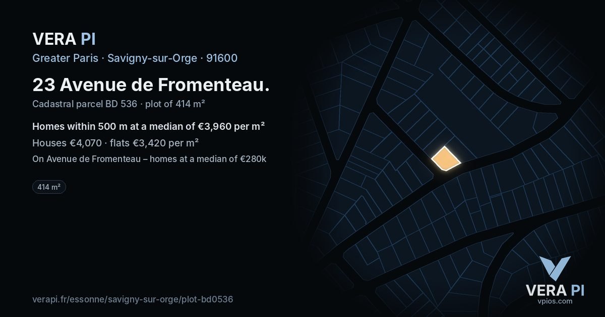 23 Avenue de Fromenteau, Savigny-sur-Orge at night – the plot lit, the parcels around coloured by the prices near them