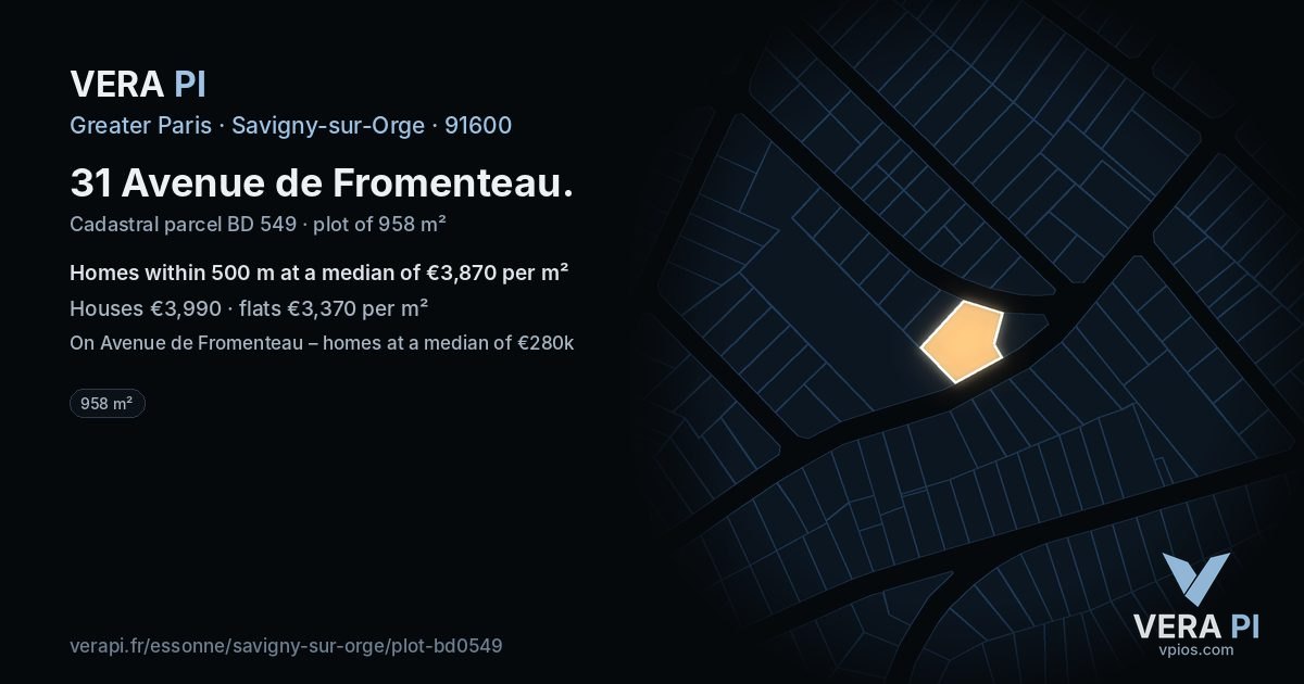 31 Avenue de Fromenteau, Savigny-sur-Orge at night – the plot lit, the parcels around coloured by the prices near them