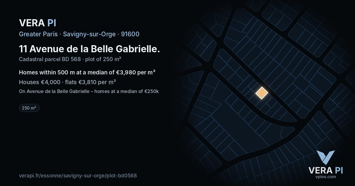 11 Avenue de la Belle Gabrielle, Savigny-sur-Orge at night – the plot lit, the parcels around coloured by the prices near them