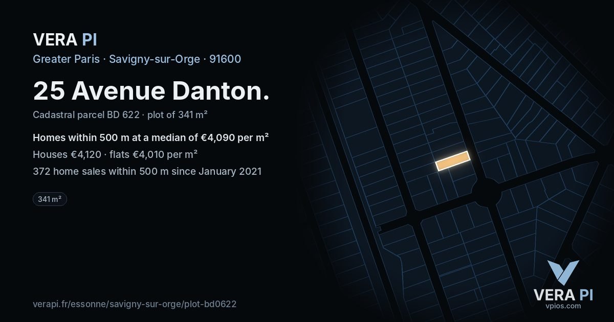 25 Avenue Danton, Savigny-sur-Orge at night – the plot lit, the parcels around coloured by the prices near them
