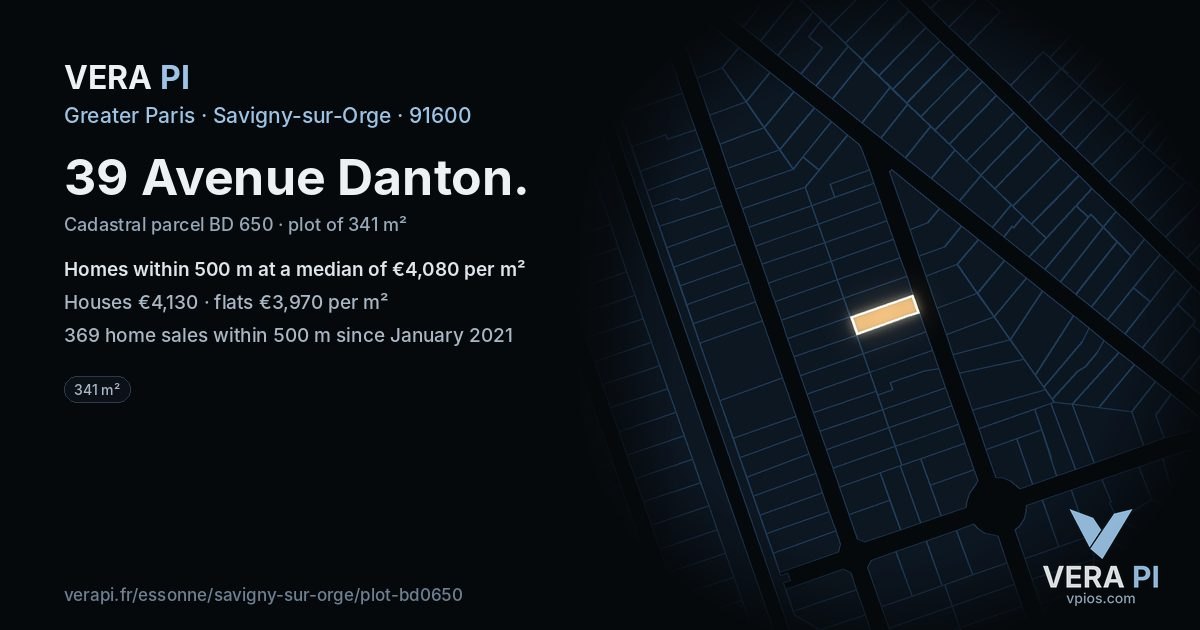 39 Avenue Danton, Savigny-sur-Orge at night – the plot lit, the parcels around coloured by the prices near them
