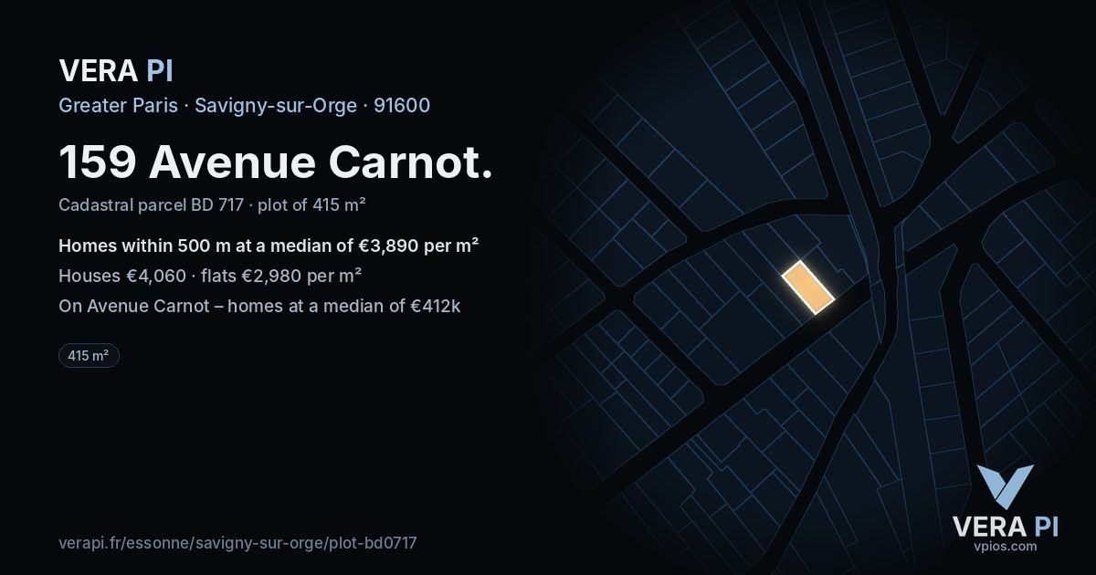 159 Avenue Carnot, Savigny-sur-Orge at night – the plot lit, the parcels around coloured by the prices near them