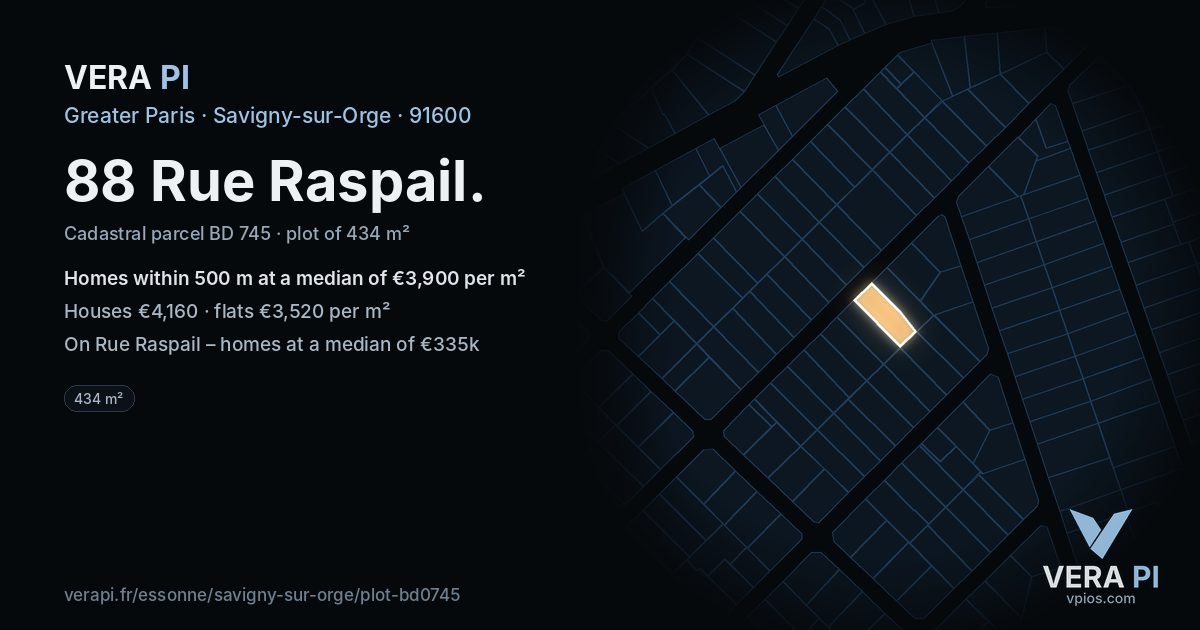88 Rue Raspail, Savigny-sur-Orge at night – the plot lit, the parcels around coloured by the prices near them