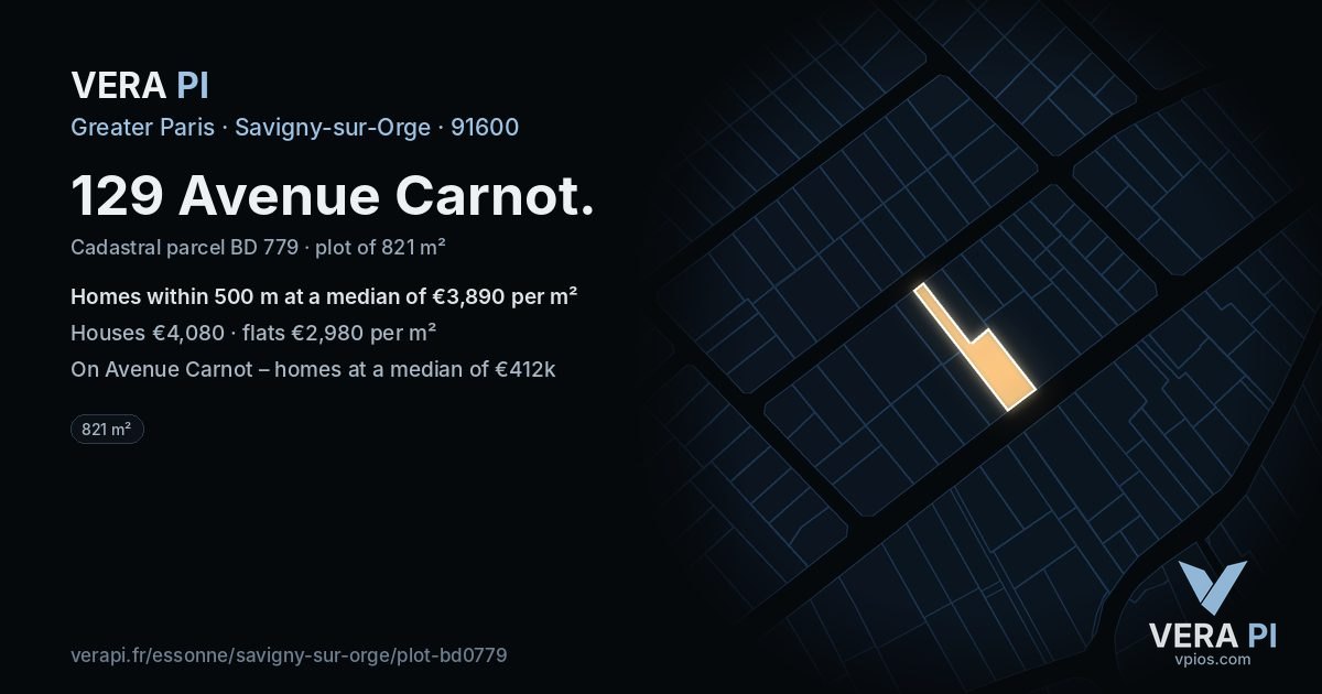 129 Avenue Carnot, Savigny-sur-Orge at night – the plot lit, the parcels around coloured by the prices near them