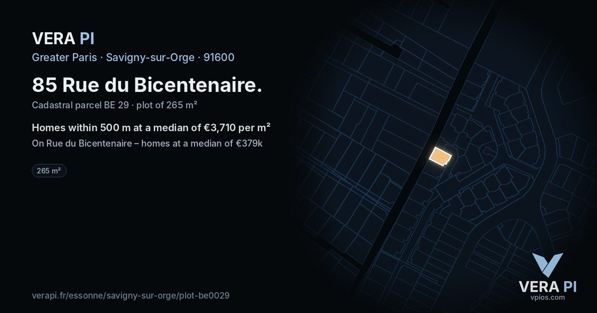 85 Rue du Bicentenaire, Savigny-sur-Orge at night – the plot lit, the parcels around coloured by the prices near them