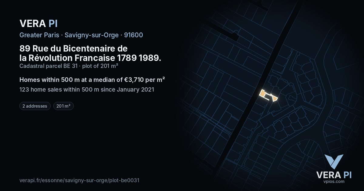 89 Rue du Bicentenaire de la Révolution Francaise 1789 1989, Savigny-sur-Orge at night – the plot lit, the parcels around coloured by the prices near them