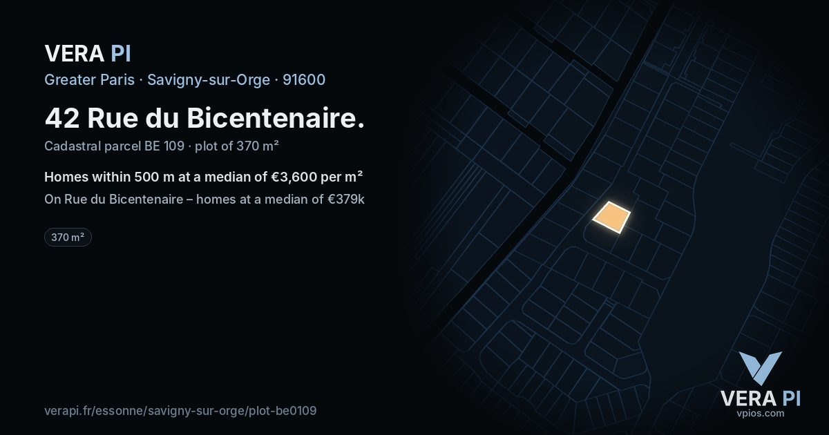 42 Rue du Bicentenaire, Savigny-sur-Orge at night – the plot lit, the parcels around coloured by the prices near them