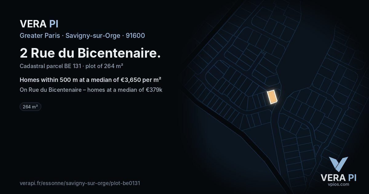 2 Rue du Bicentenaire, Savigny-sur-Orge at night – the plot lit, the parcels around coloured by the prices near them