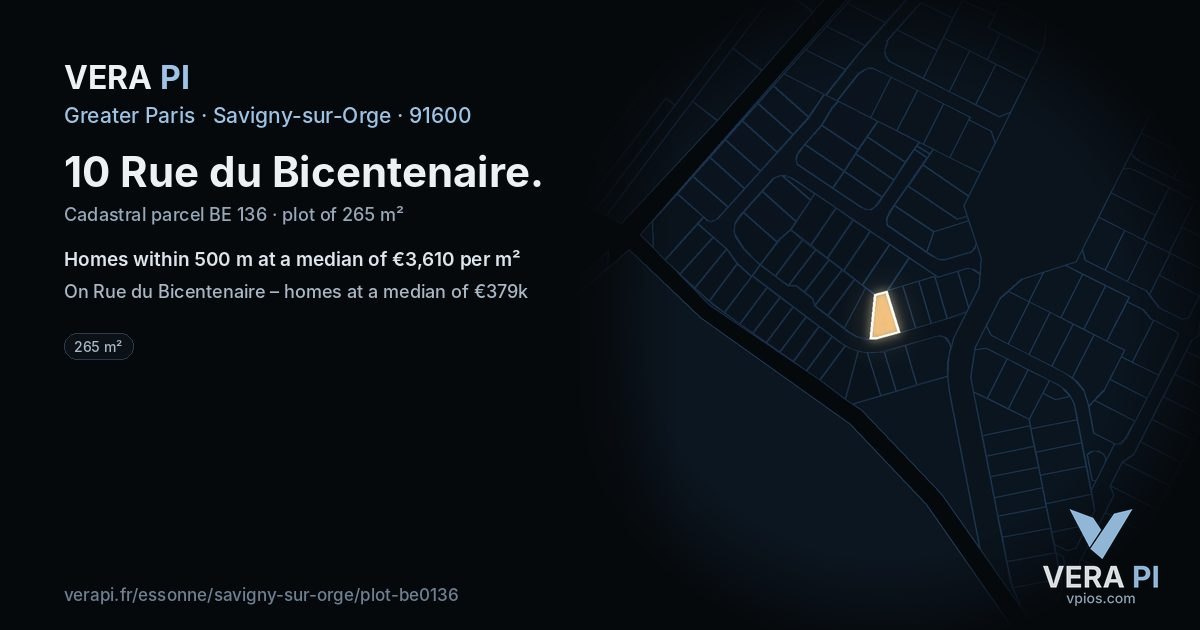 10 Rue du Bicentenaire, Savigny-sur-Orge at night – the plot lit, the parcels around coloured by the prices near them