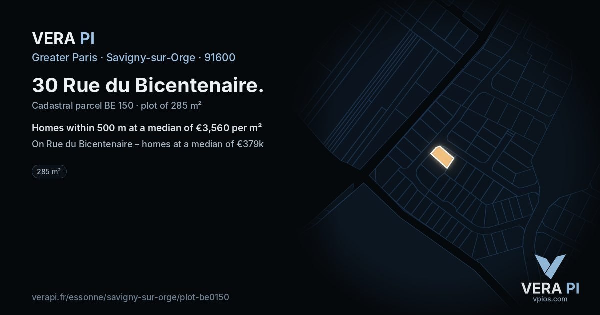 30 Rue du Bicentenaire, Savigny-sur-Orge at night – the plot lit, the parcels around coloured by the prices near them