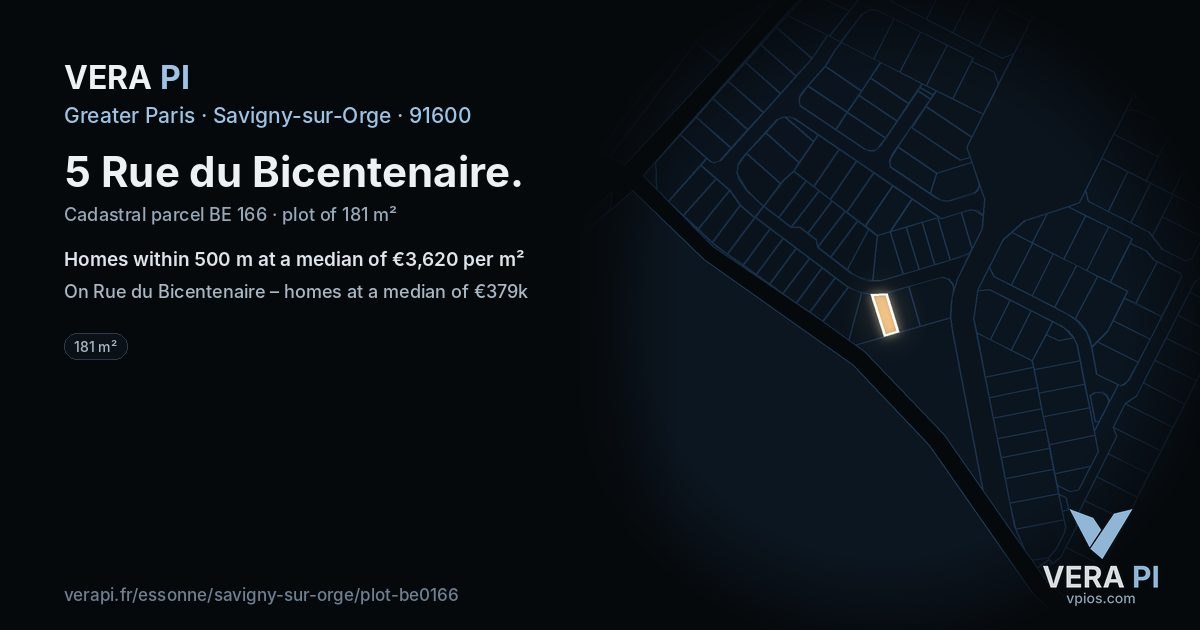 5 Rue du Bicentenaire, Savigny-sur-Orge at night – the plot lit, the parcels around coloured by the prices near them