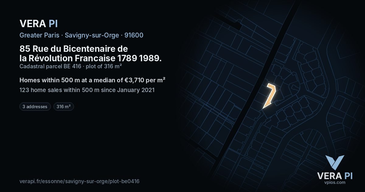 85 Rue du Bicentenaire de la Révolution Francaise 1789 1989, Savigny-sur-Orge at night – the plot lit, the parcels around coloured by the prices near them