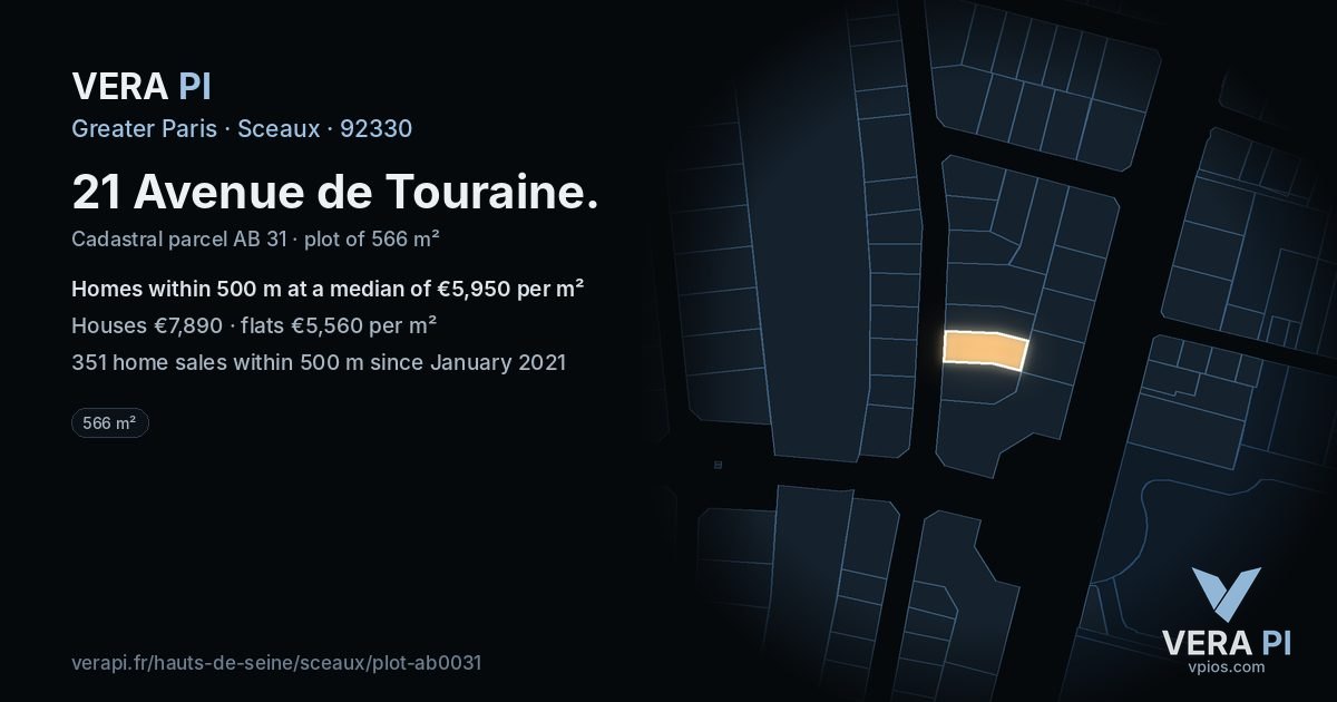 21 Avenue de Touraine, Sceaux at night – the plot lit, the parcels around coloured by the prices near them