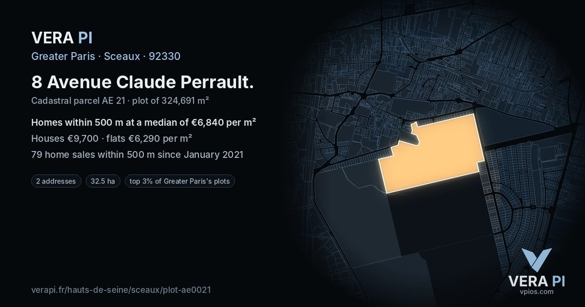 8 Avenue Claude Perrault, Sceaux at night – the plot lit, the parcels around coloured by the prices near them