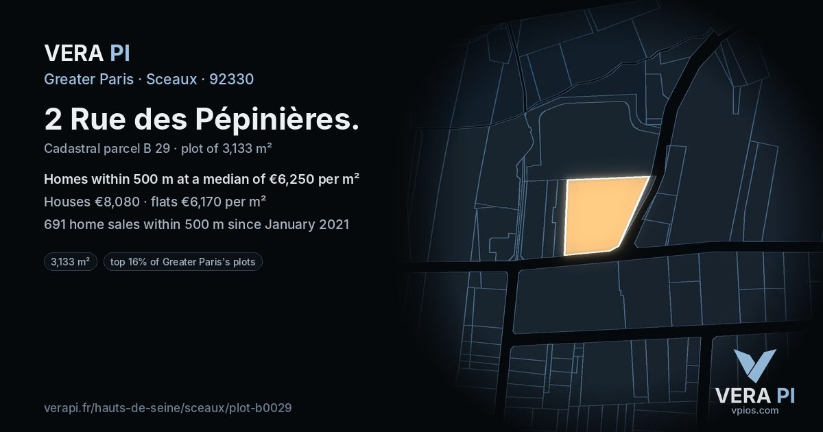 2 Rue des Pépinières, Sceaux at night – the plot lit, the parcels around coloured by the prices near them