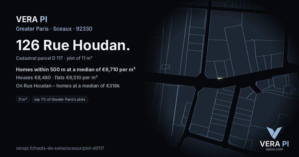 126 Rue Houdan, Sceaux at night – the plot lit, the parcels around coloured by the prices near them