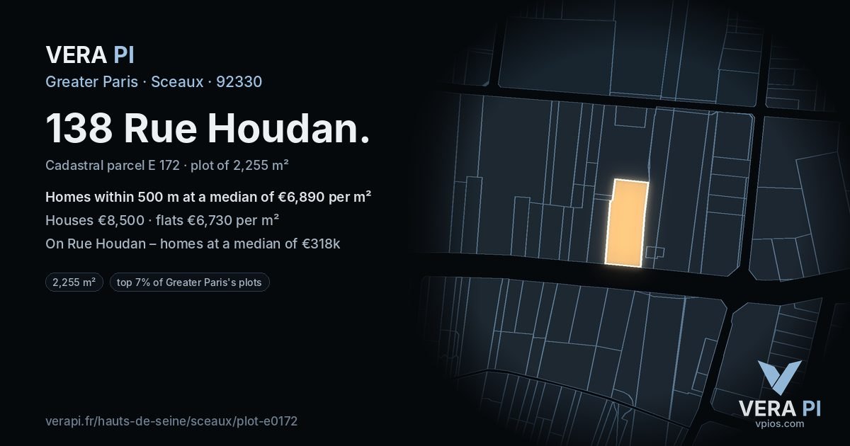 138 Rue Houdan, Sceaux at night – the plot lit, the parcels around coloured by the prices near them