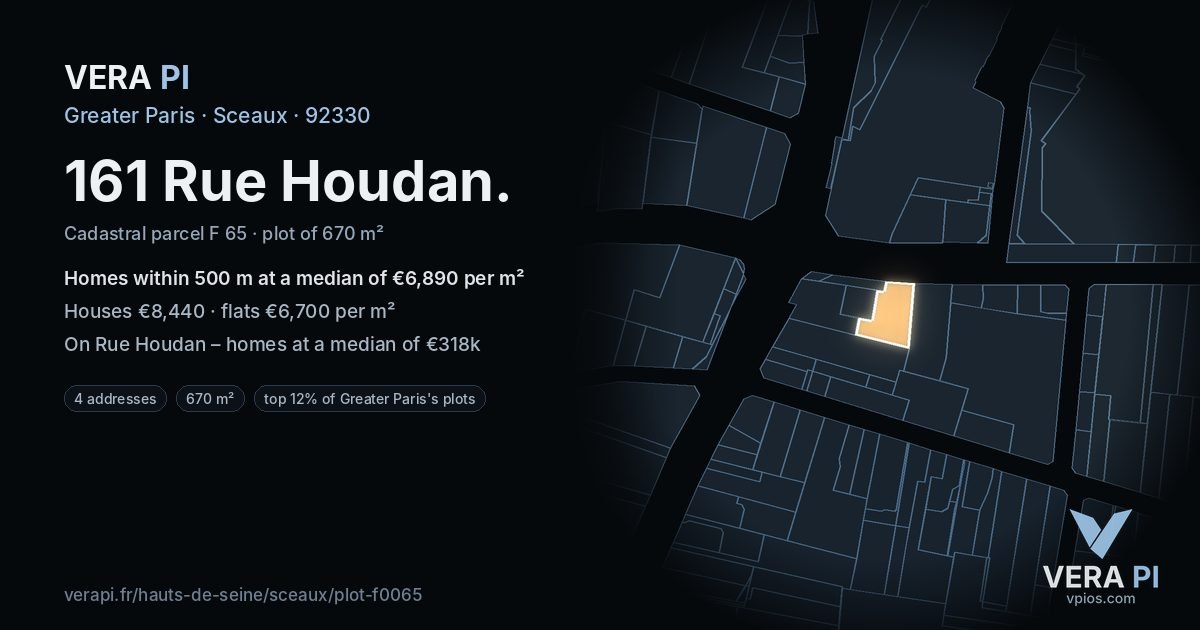 161 Rue Houdan, Sceaux at night – the plot lit, the parcels around coloured by the prices near them