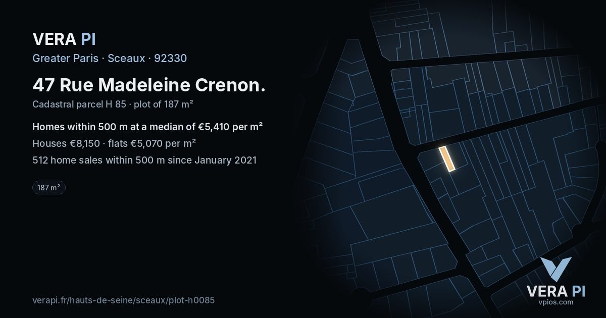 47 Rue Madeleine Crenon, Sceaux at night – the plot lit, the parcels around coloured by the prices near them