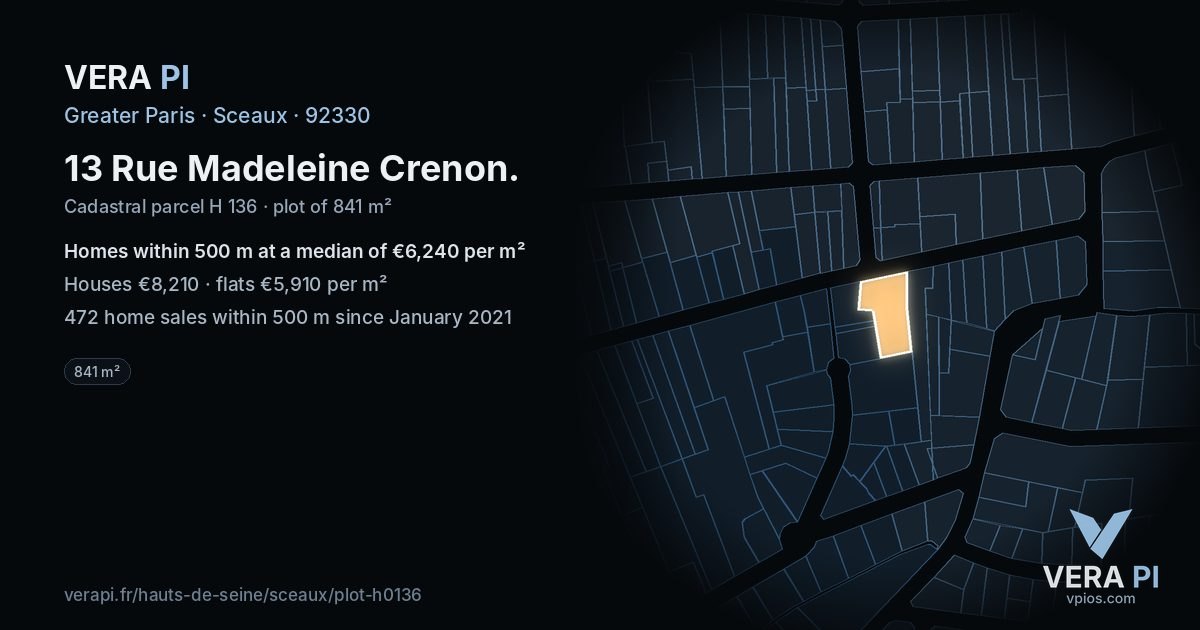13 Rue Madeleine Crenon, Sceaux at night – the plot lit, the parcels around coloured by the prices near them