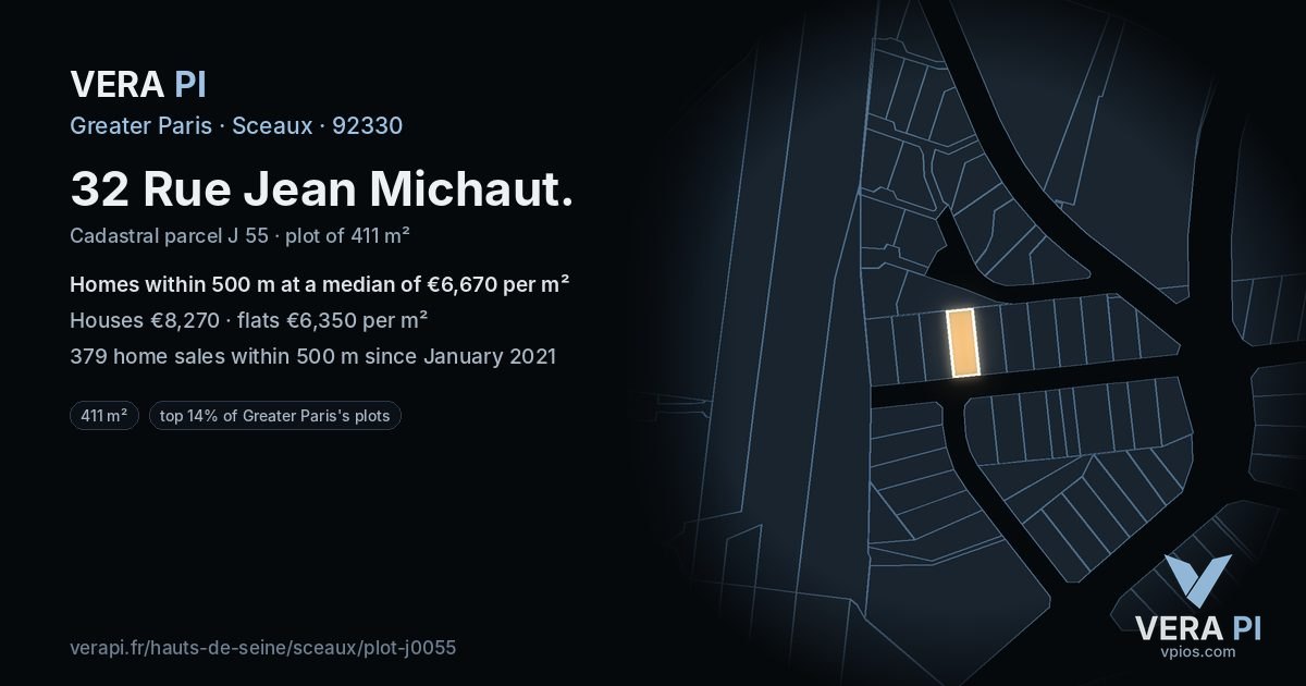 32 Rue Jean Michaut, Sceaux at night – the plot lit, the parcels around coloured by the prices near them