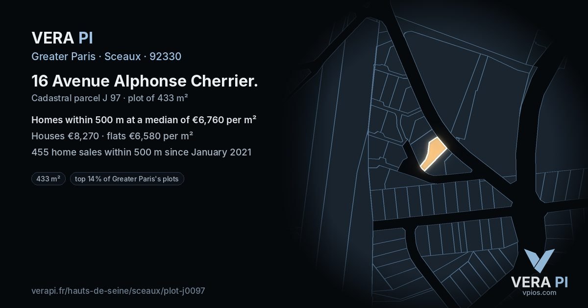 16 Avenue Alphonse Cherrier, Sceaux at night – the plot lit, the parcels around coloured by the prices near them