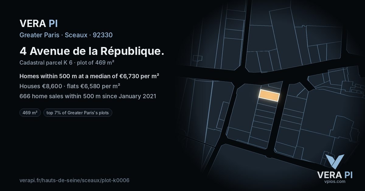 4 Avenue de la République, Sceaux at night – the plot lit, the parcels around coloured by the prices near them