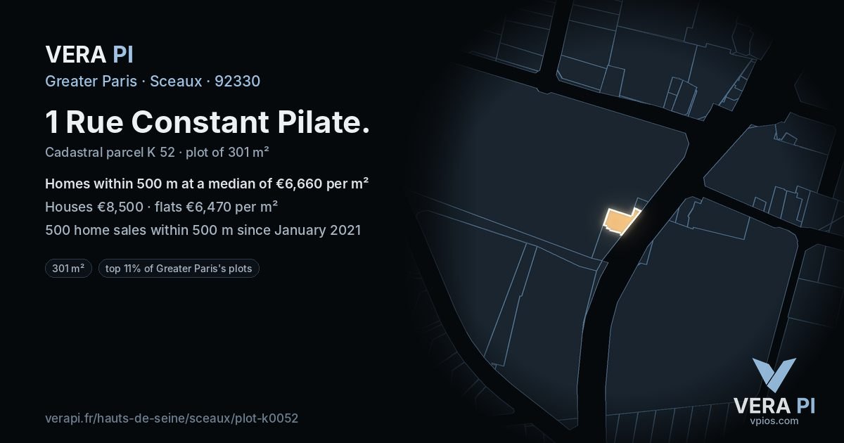 1 Rue Constant Pilate, Sceaux at night – the plot lit, the parcels around coloured by the prices near them