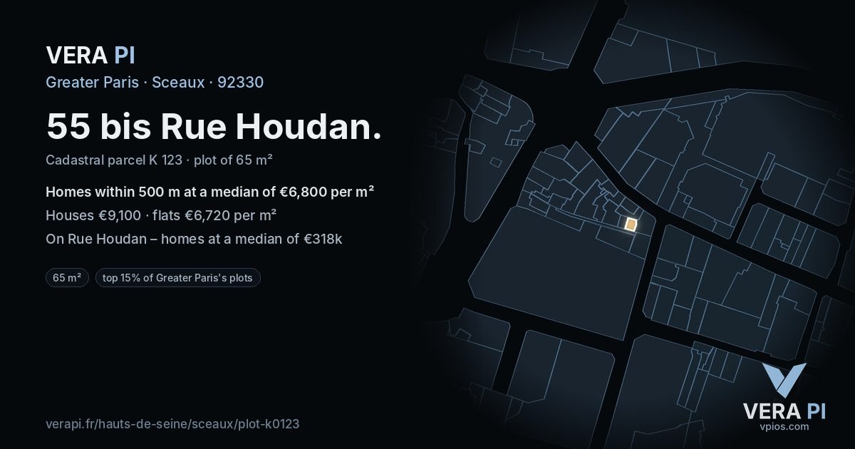 55 bis Rue Houdan, Sceaux at night – the plot lit, the parcels around coloured by the prices near them