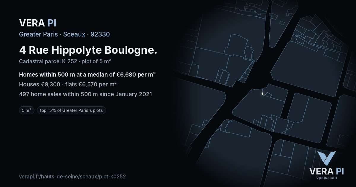 4 Rue Hippolyte Boulogne, Sceaux at night – the plot lit, the parcels around coloured by the prices near them