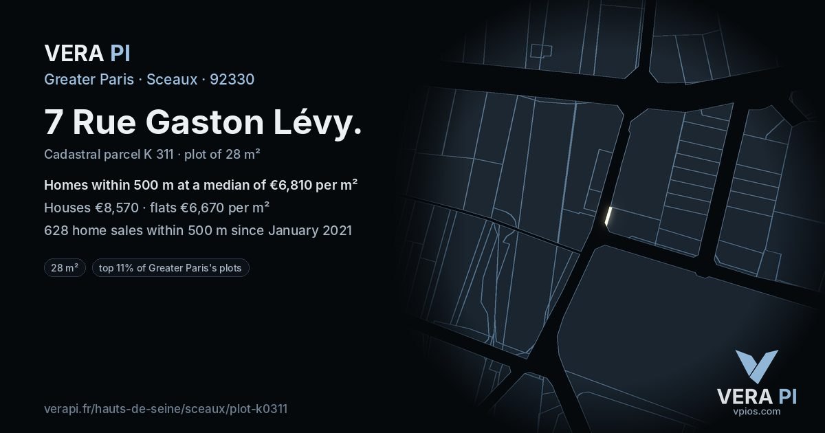 7 Rue Gaston Lévy, Sceaux at night – the plot lit, the parcels around coloured by the prices near them