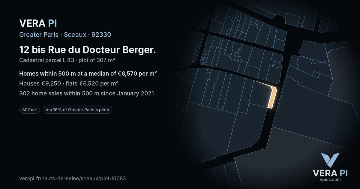 12 bis Rue du Docteur Berger, Sceaux at night – the plot lit, the parcels around coloured by the prices near them