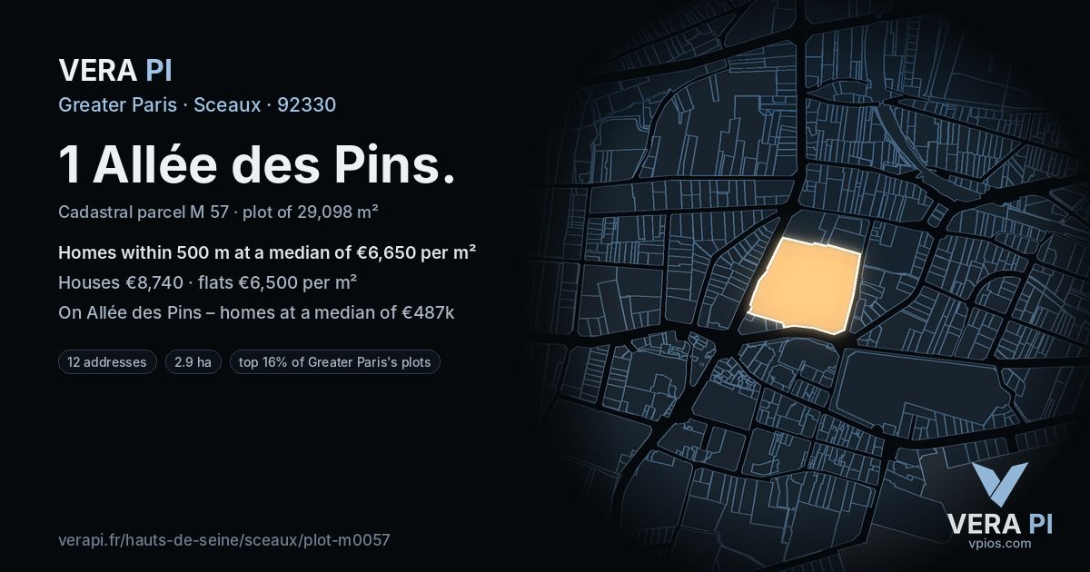 1 Allée des Pins, Sceaux at night – the plot lit, the parcels around coloured by the prices near them