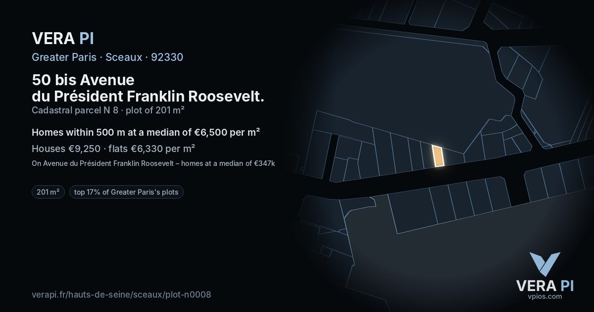 50 bis Avenue du Président Franklin Roosevelt, Sceaux at night – the plot lit, the parcels around coloured by the prices near them