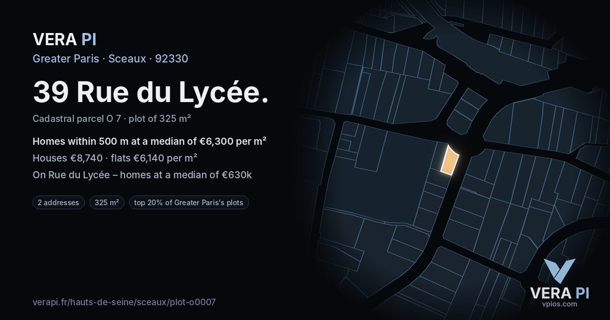 39 Rue du Lycée, Sceaux at night – the plot lit, the parcels around coloured by the prices near them