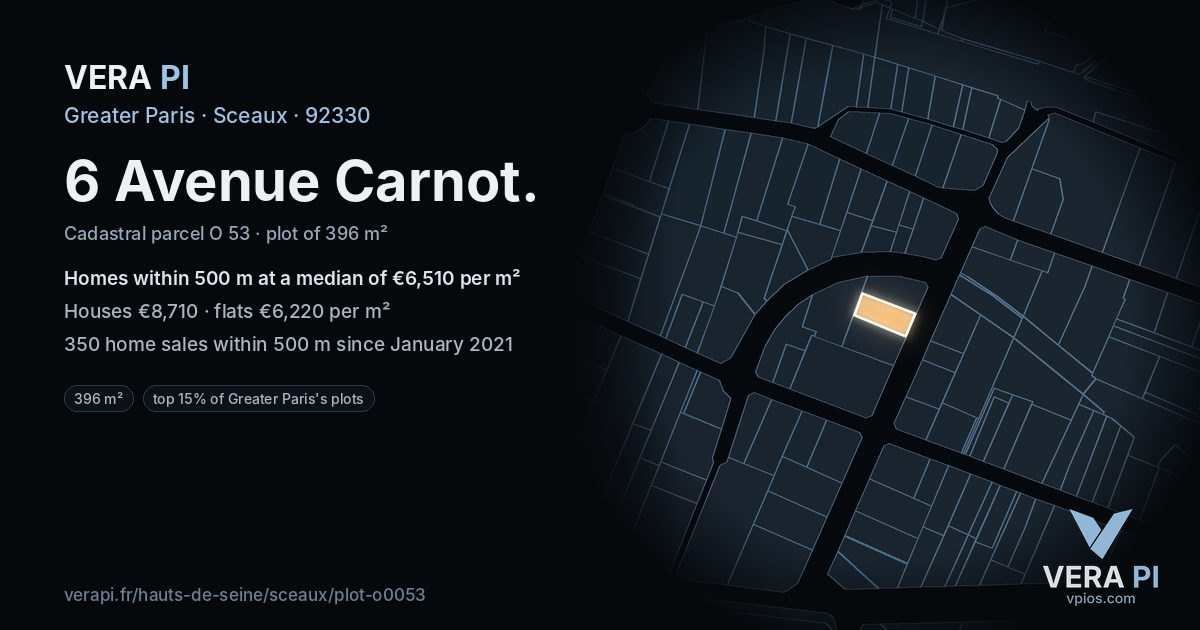 6 Avenue Carnot, Sceaux at night – the plot lit, the parcels around coloured by the prices near them