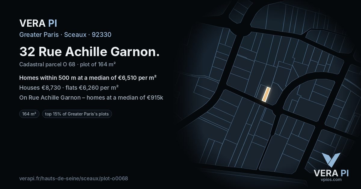 32 Rue Achille Garnon, Sceaux at night – the plot lit, the parcels around coloured by the prices near them