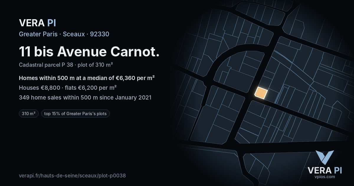 11 bis Avenue Carnot, Sceaux at night – the plot lit, the parcels around coloured by the prices near them