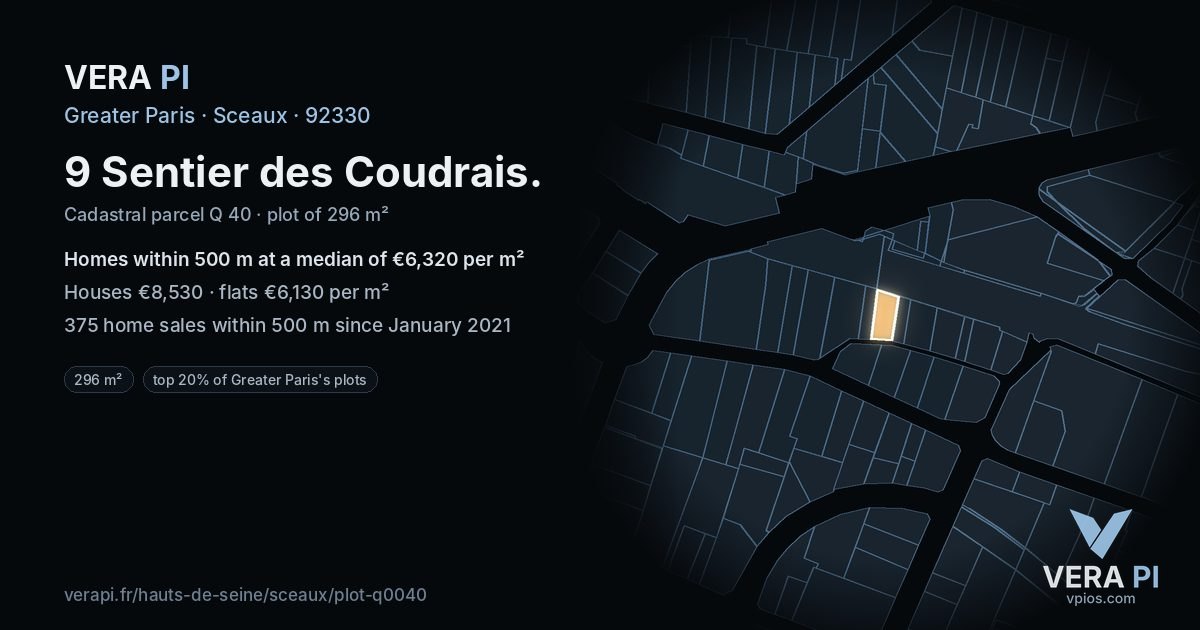 9 Sentier des Coudrais, Sceaux at night – the plot lit, the parcels around coloured by the prices near them