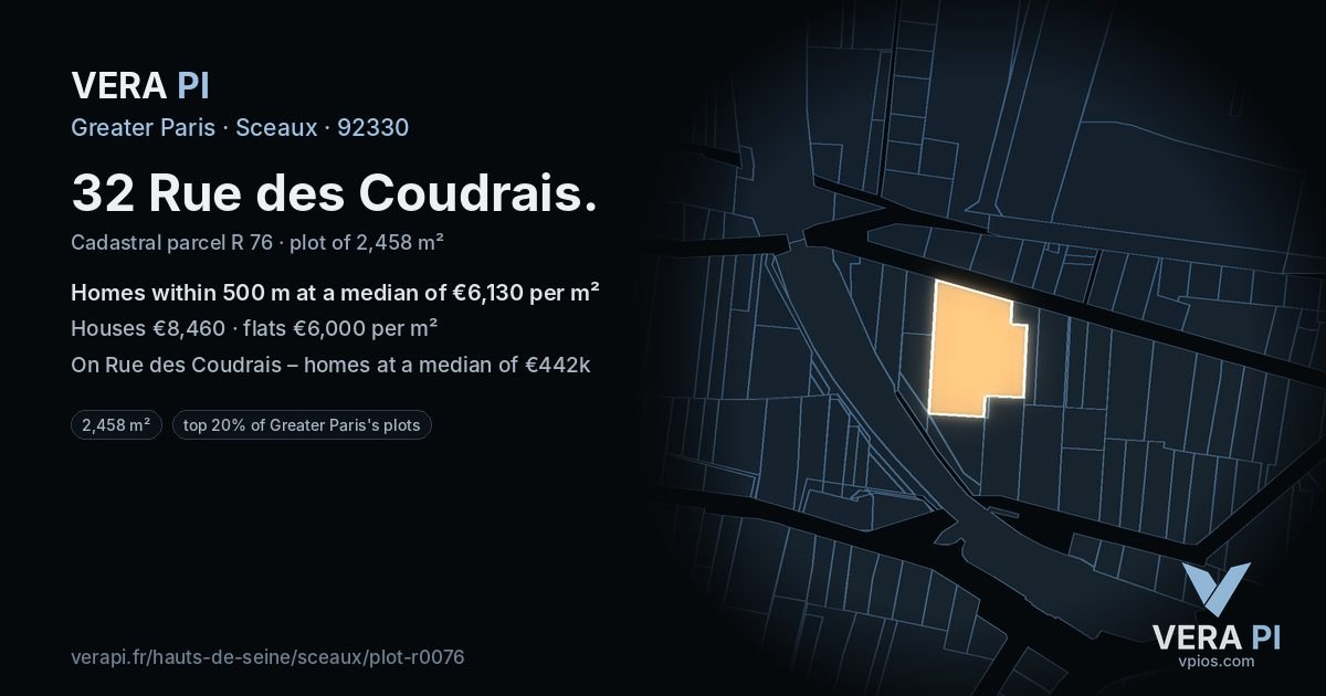 32 Rue des Coudrais, Sceaux at night – the plot lit, the parcels around coloured by the prices near them