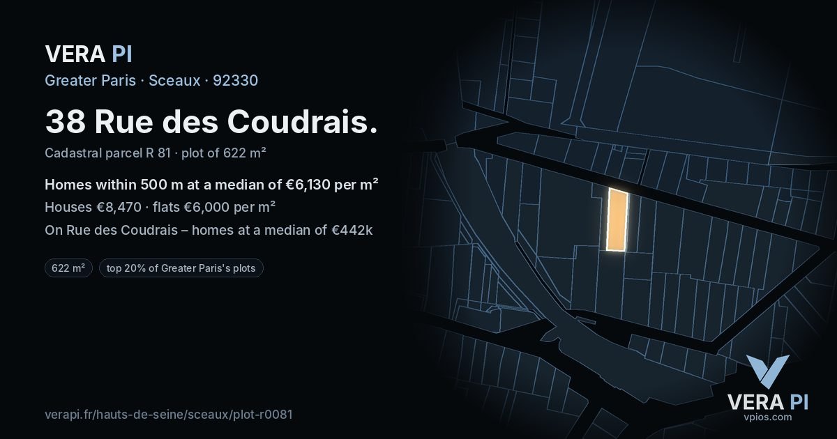 38 Rue des Coudrais, Sceaux at night – the plot lit, the parcels around coloured by the prices near them